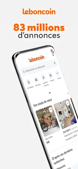 Téléphone incliné affichant l’accueil leboncoin et les annonces favorites